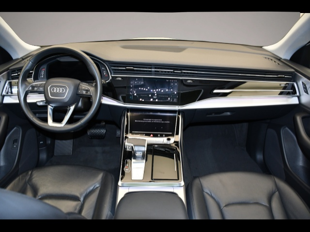Bild 4 Audi quattro Q8 55 TFSI Tiptronic quattro AHK/Pano/Rückkam