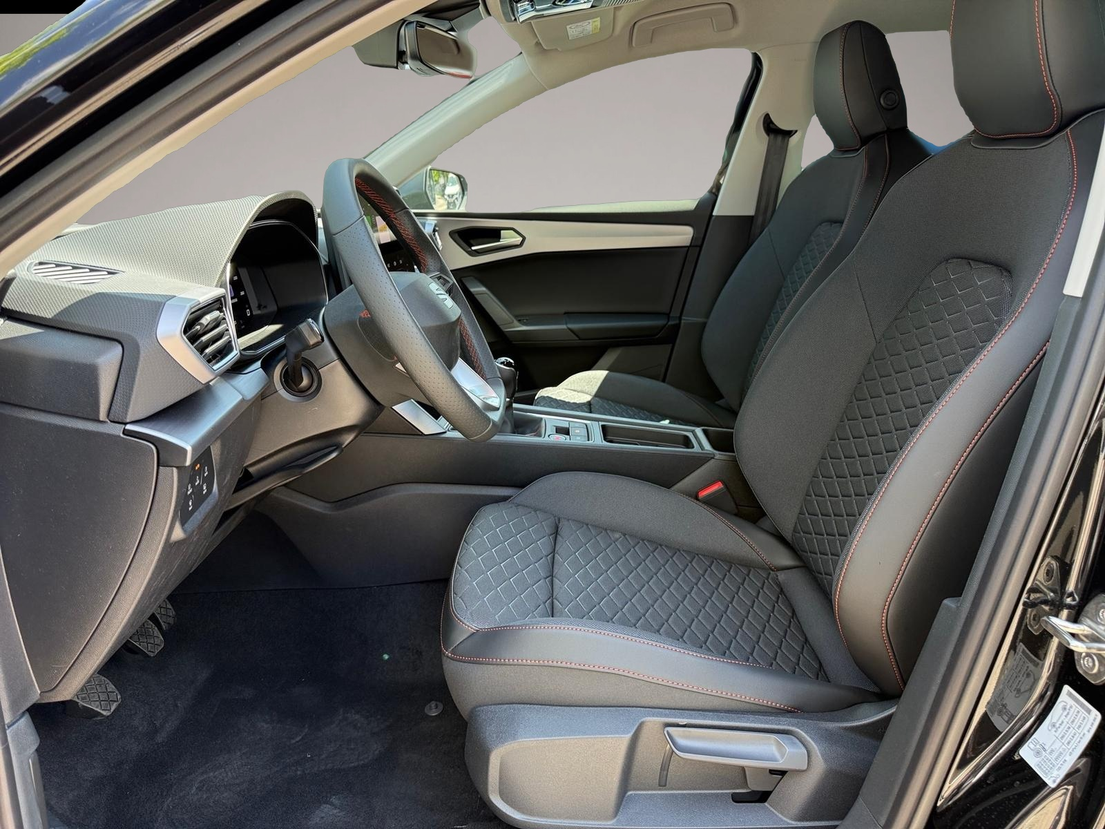 Bild 2 Seat Leon Sportstourer 1.5 TSI FR SHZ LED GRA Kamera