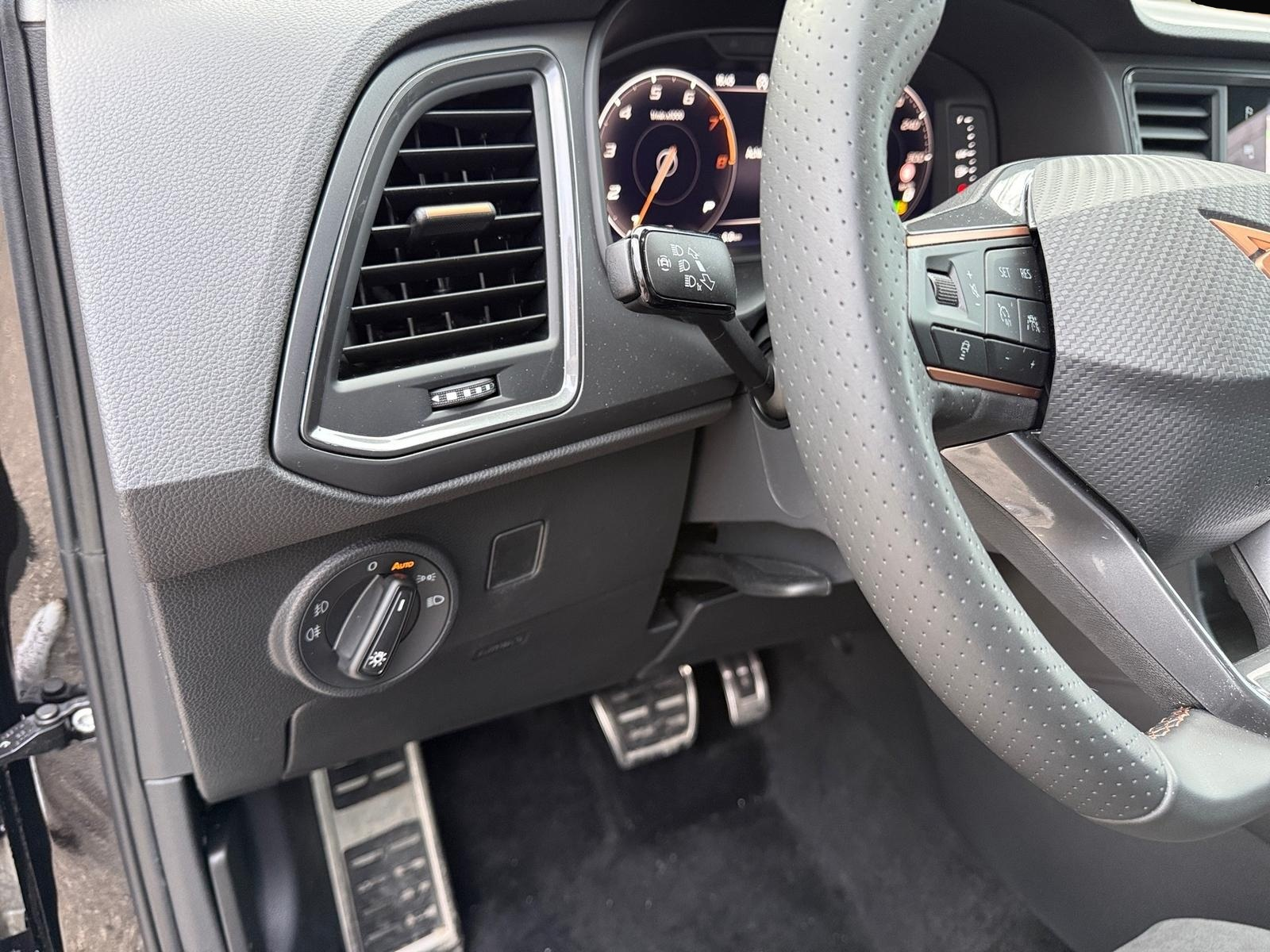 Fotografie 3 des Cupra Ateca 1.5 TSI ACT DSG NAVI AHK ACC LED Kamera