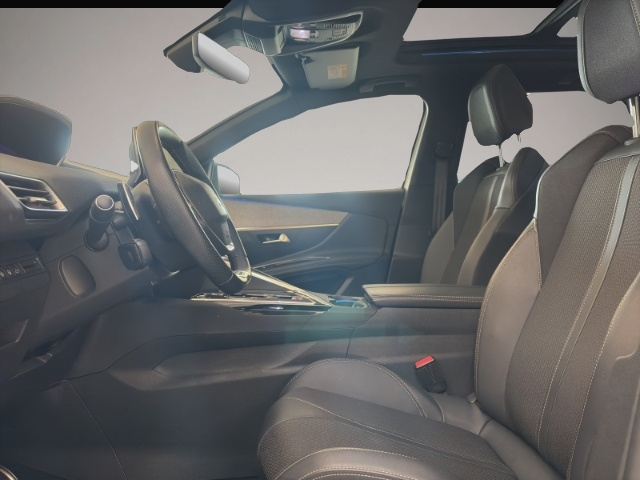 Fotografie 7 des Peugeot 3008 Hybrid 136 GT El. Panodach Navi Digitales C