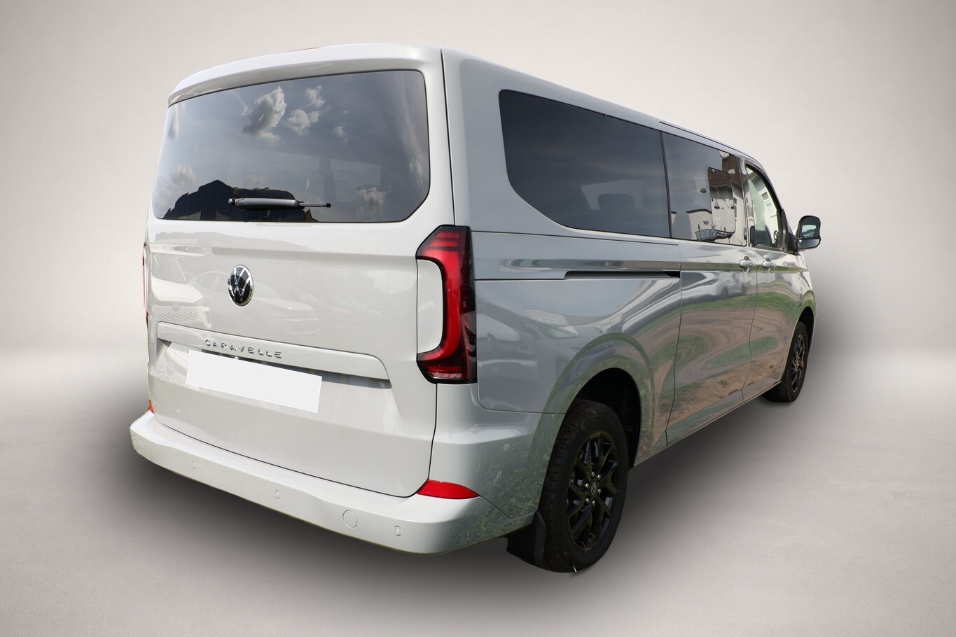 Fotografie des Volkswagen T7 Caravelle Style L2 Matrix Nav AHK Kam PDC SHZ