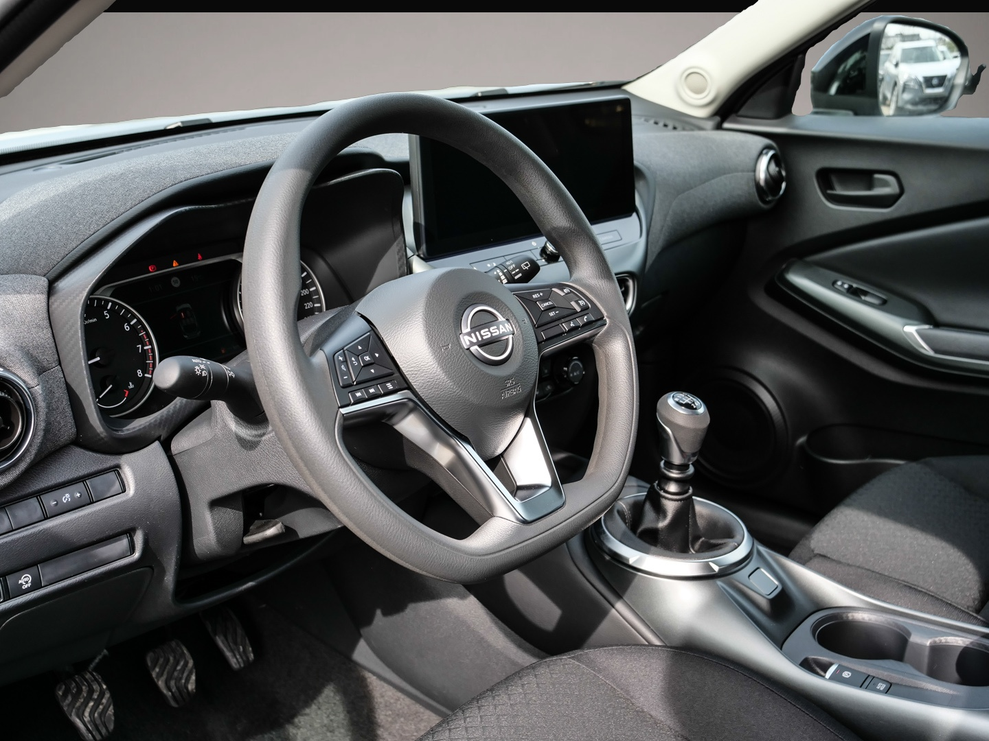 Bild 3 Nissan Juke Acenta 1.0 DIG-T 114PS 6MT Komfort-Paket Ni
