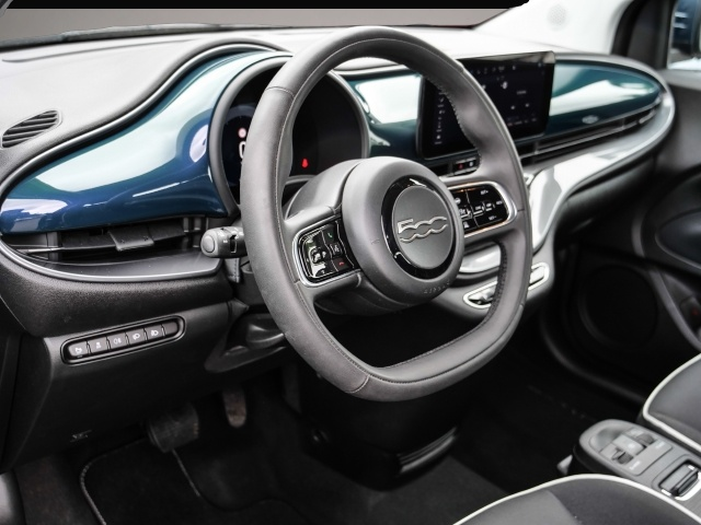 Fotografie 3 des Fiat 500e Navi Soundsystem JBL Apple CarPlay Android