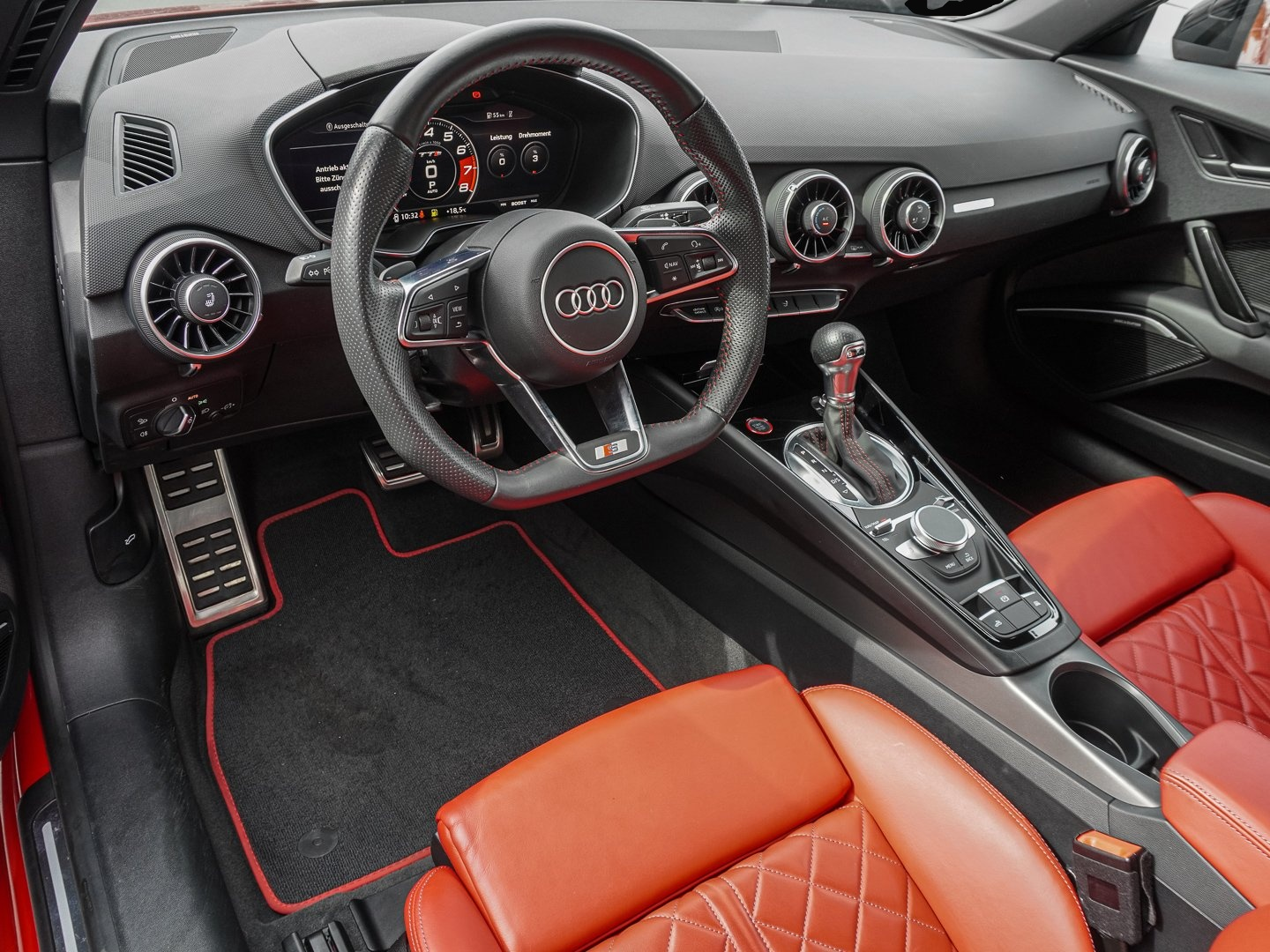 Bild 7 Audi quattro TTS Roadster 2.0 TFSI quattro S tronic B&O Navi