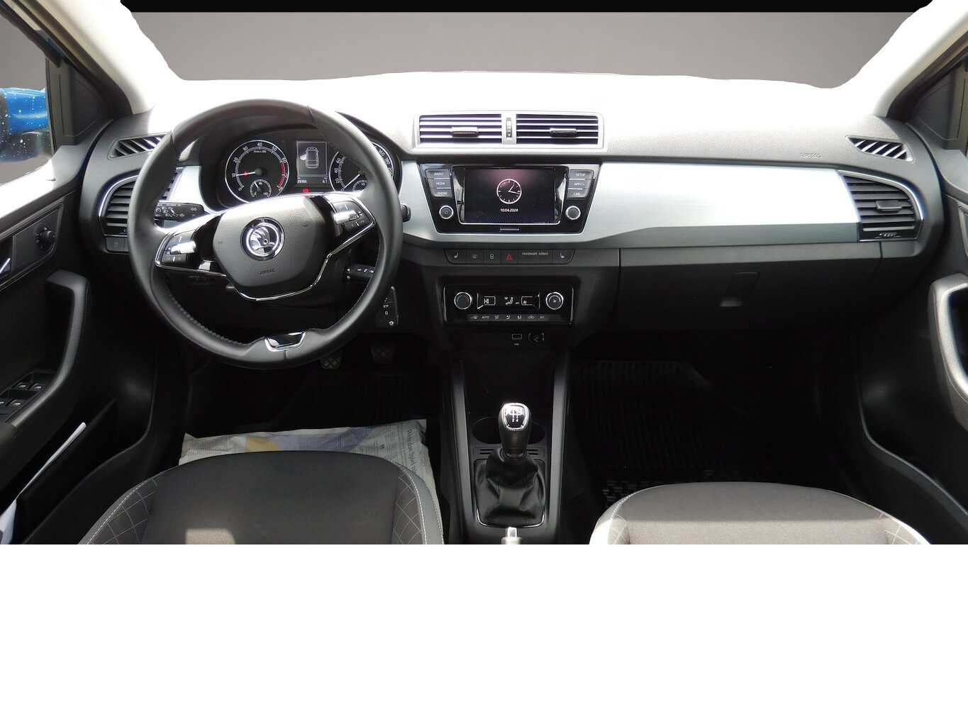 Vehicle image 6