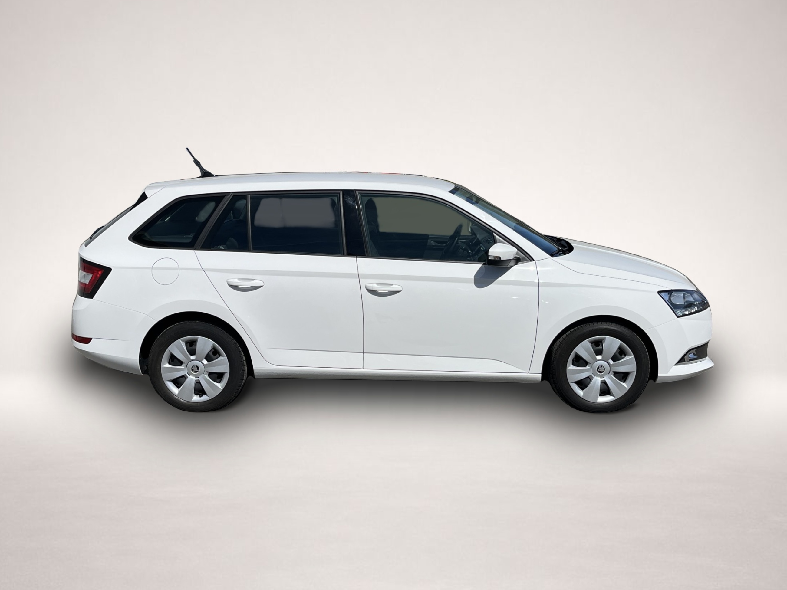 Bild 4 Skoda Fabia Combi 1.0 Active Cool Plus 91¤ m.20% Anz.