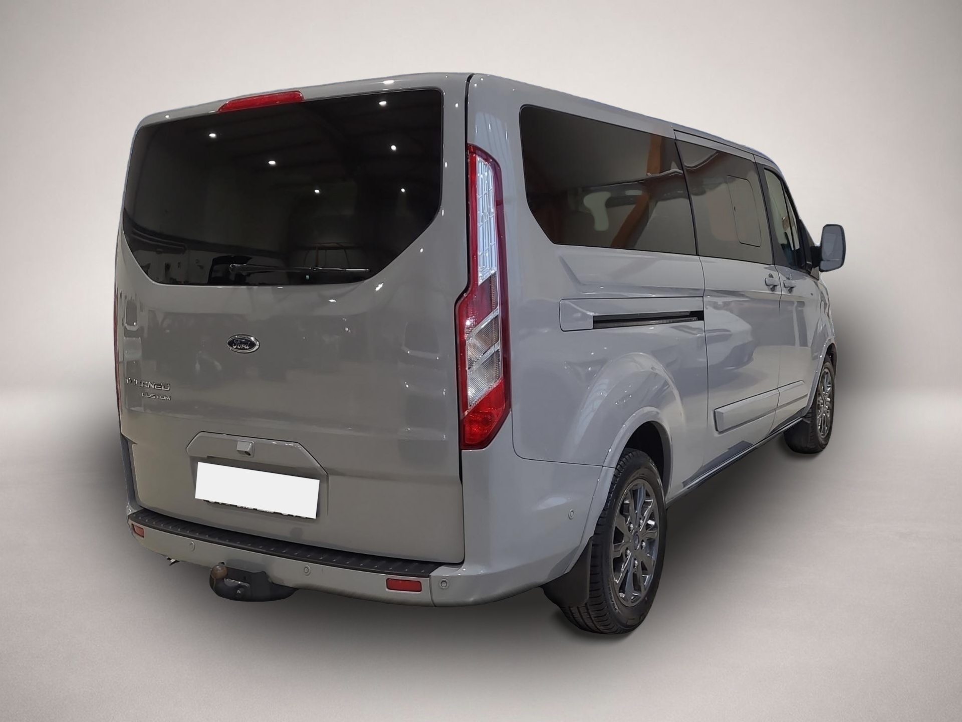 Bild 3 Ford Tourneo Custom Titanium X 320 L2 8-Sitzer Navi
