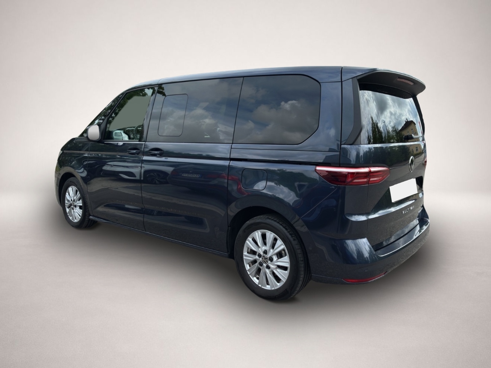 Fotografie 4 des Volkswagen T7 Multivan 1.5 eHybrid DSG 4Mo. PANO AHK ACC NA
