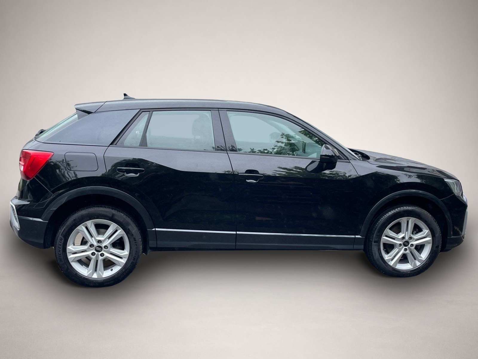 Bild 6 Audi Q2 40 TFSI qu. S-tronic advanced *AHK*LED*Navi*