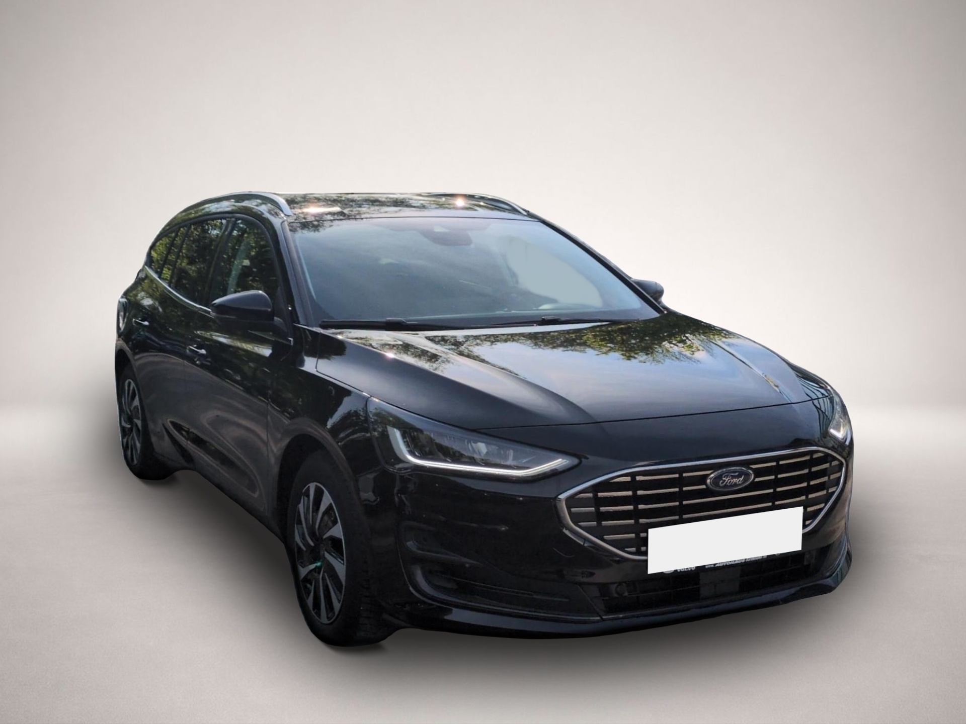 Fotografie 4 des Ford Focus Turnier 1.0 EcoBoost Titanium Bluetooth Na