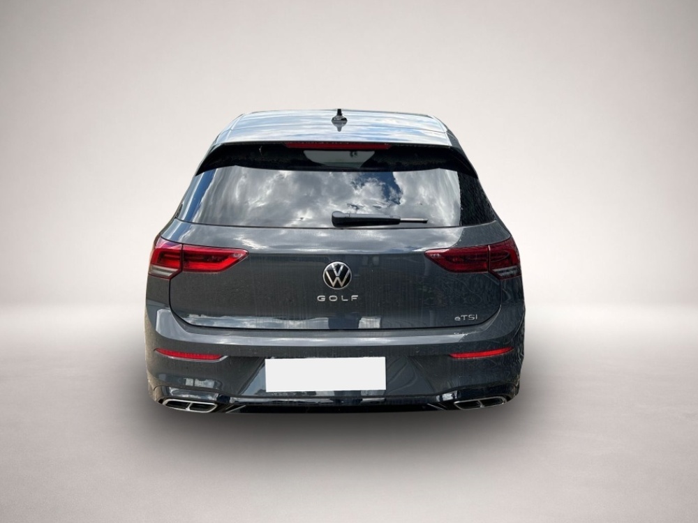 Fotografie 5 des Volkswagen Golf 1.5 eTSI ACT 48V Golf DSG7