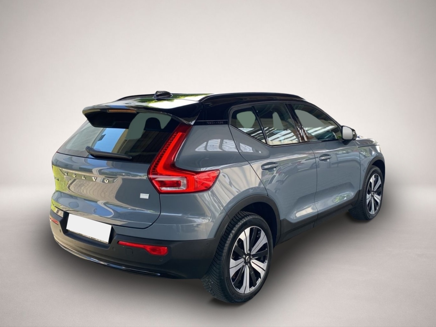 Bild 5 Volvo XC40 P8 Ultimate Recharge Pure Electric ACC+AHK