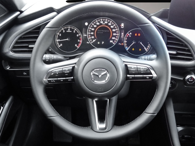 Bild 7 Mazda 3 Homura 2.5L e-SKYACTIV G 140ps 6AT FWD LED ACA