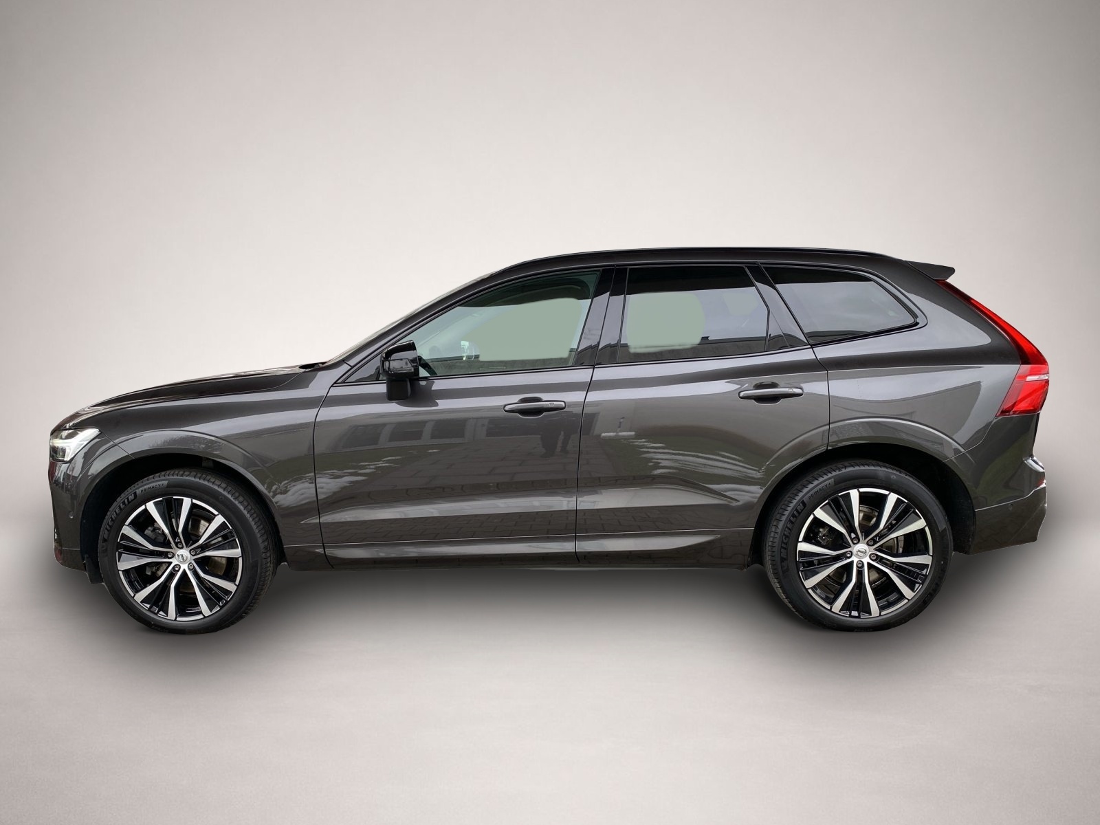 Bild 2 Volvo XC60 Ultimate Dark AWD*AHK*LED*Navi*MMY*