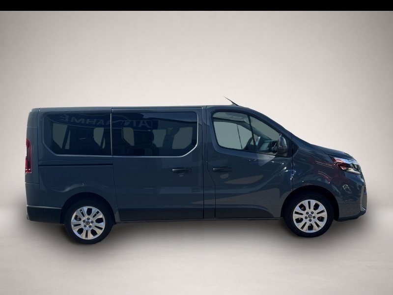 Bild 2 Nissan Primastar 2,8t dCi 150 L1H1 Tekna 8-Sitzer Navi+