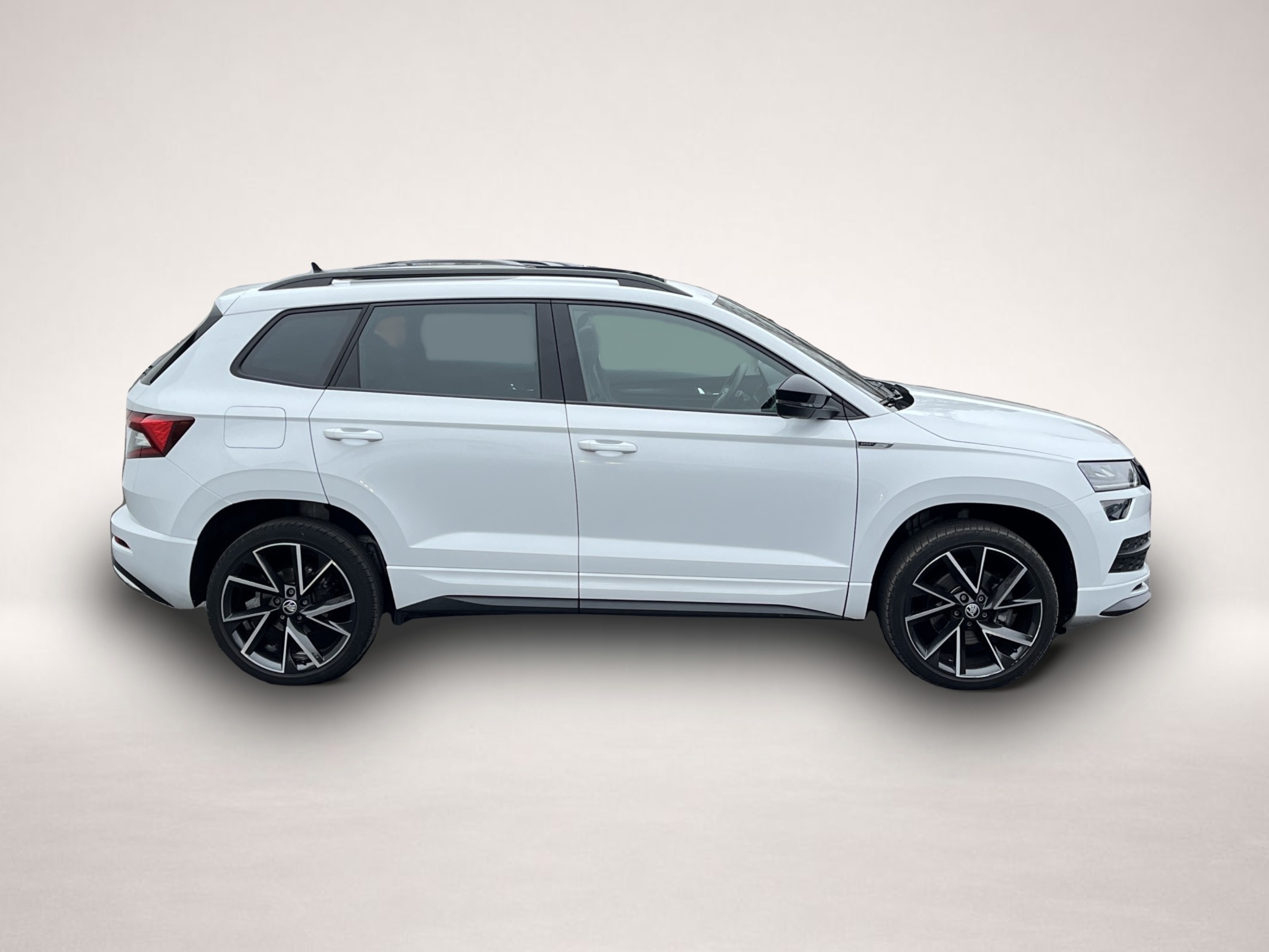 Bild 4 Skoda Karoq 1.5 TSI DSG Sportline AHK Panorama Virtual