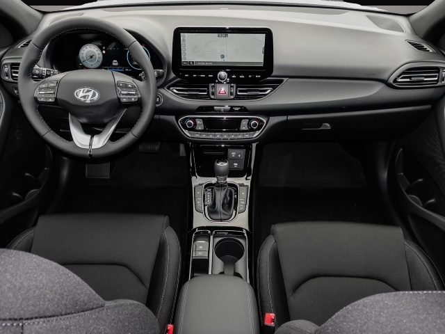 Bild 5 Hyundai i30 Advantage Kombi MY25 DCT Plus Paket El. Pano