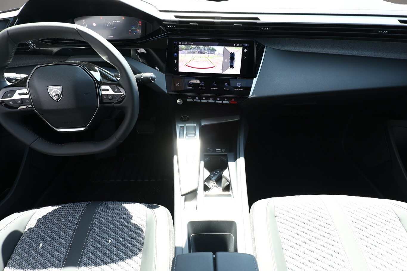 Bild 7 Peugeot 408 Hybrid Allure FACELIFT 360° ACC Nav Alarm