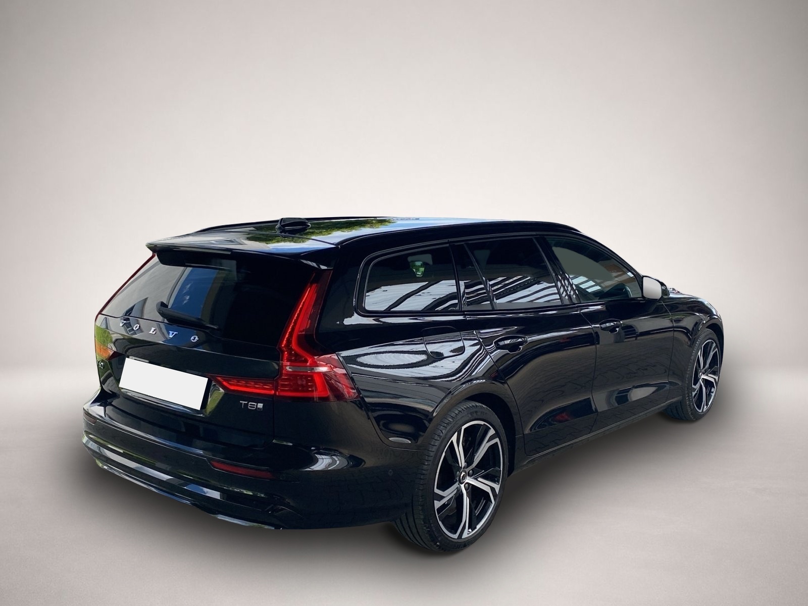 Bild 5 Volvo V60 Kombi T8 Plus Dark Recharge WiPa*LED*DAB*