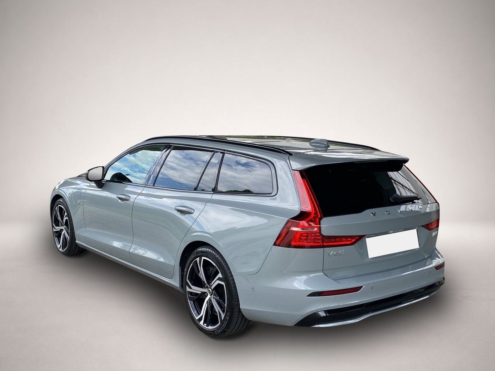 Bild 3 Volvo V60 Kombi T8 Ultra Dark Recharge WiPa*LED*DAB*