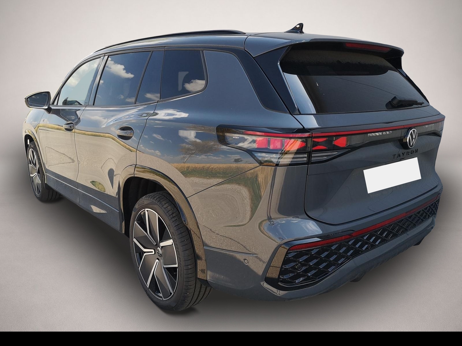 Fotografie 2 des Volkswagen Tayron 2.0 TDI R-Line DSG 4Motion ABT 7 Sitzer P