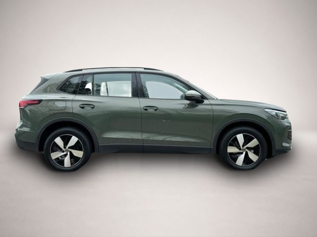 Fotografie 5 des Volkswagen Tiguan Trend Limited DSG+ACC+KAMERA+APP+KLIMA+LED+17