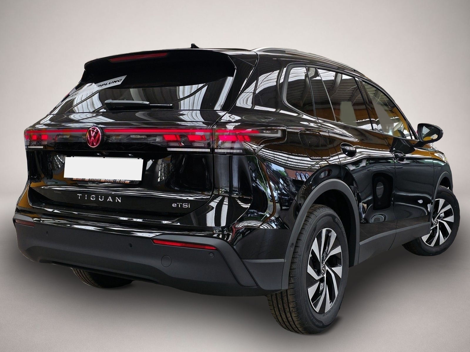 Bild 3 Volkswagen Tiguan 1,5 eTSI People el.schw.AHK Sicherheit...