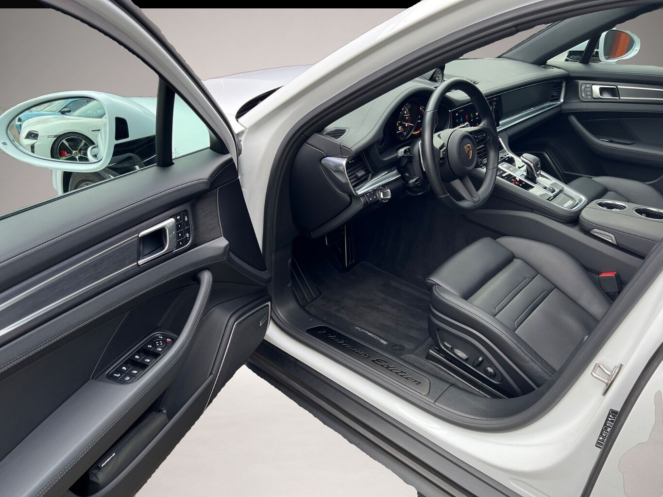 Fotografie 3 des Porsche Panamera 4 E-Hybrid Platinum Ed. Pano 21Z HUD