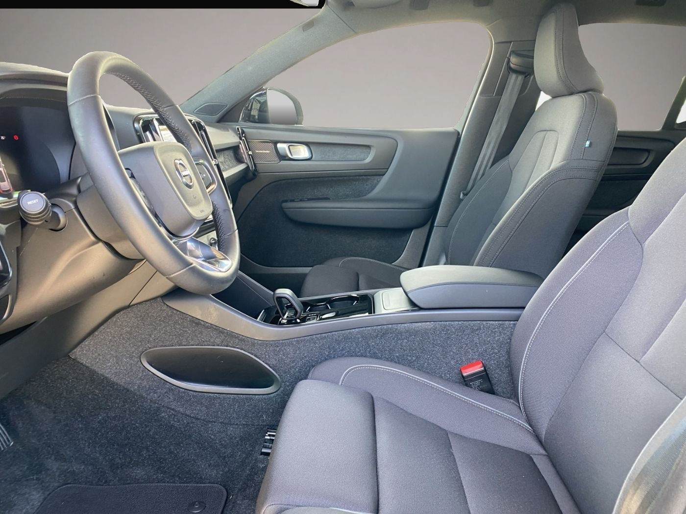 Bild 7 Volvo XC40 P8 Ultimate Recharge Pure Electric ACC+AHK
