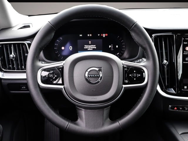 Bild 5 Volvo V60 B4 Plus Dark Frontscheibenheizung
