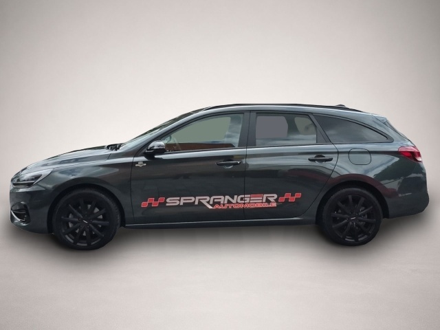 Fotografie 2 des Hyundai i30 Mild Hyb Advantage Navi LED Pano 1.5 T-GDI