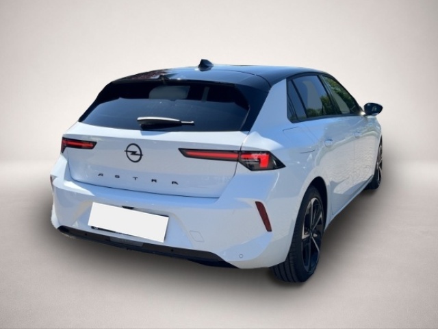 Bild 5 Opel Astra GS Line 1.2 Turbo Navi Kamera Leder CarPla