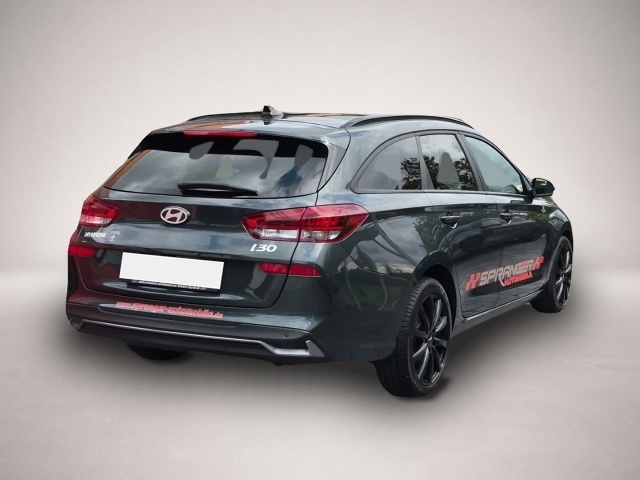 Fotografie 5 des Hyundai i30 Mild Hyb Advantage Navi LED Pano 1.5 T-GDI