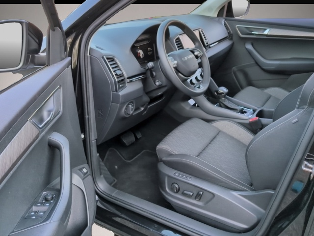 Bild 4 Skoda Karoq TOUR 1.5TSI*DSG AHK 360°Kam Panodach Navi