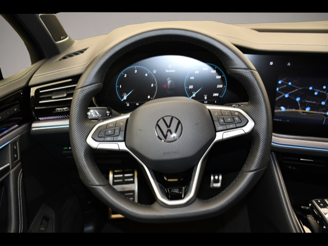 Fotografie 5 des Volkswagen Touareg 3.0 TDI 4M Tip. R-Line Black Style Matri