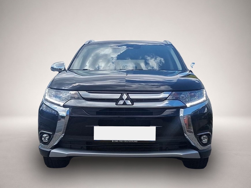Bild 3 Mitsubishi Outlander 2.2 DI-D 4WD Aut. Top ACC RFC