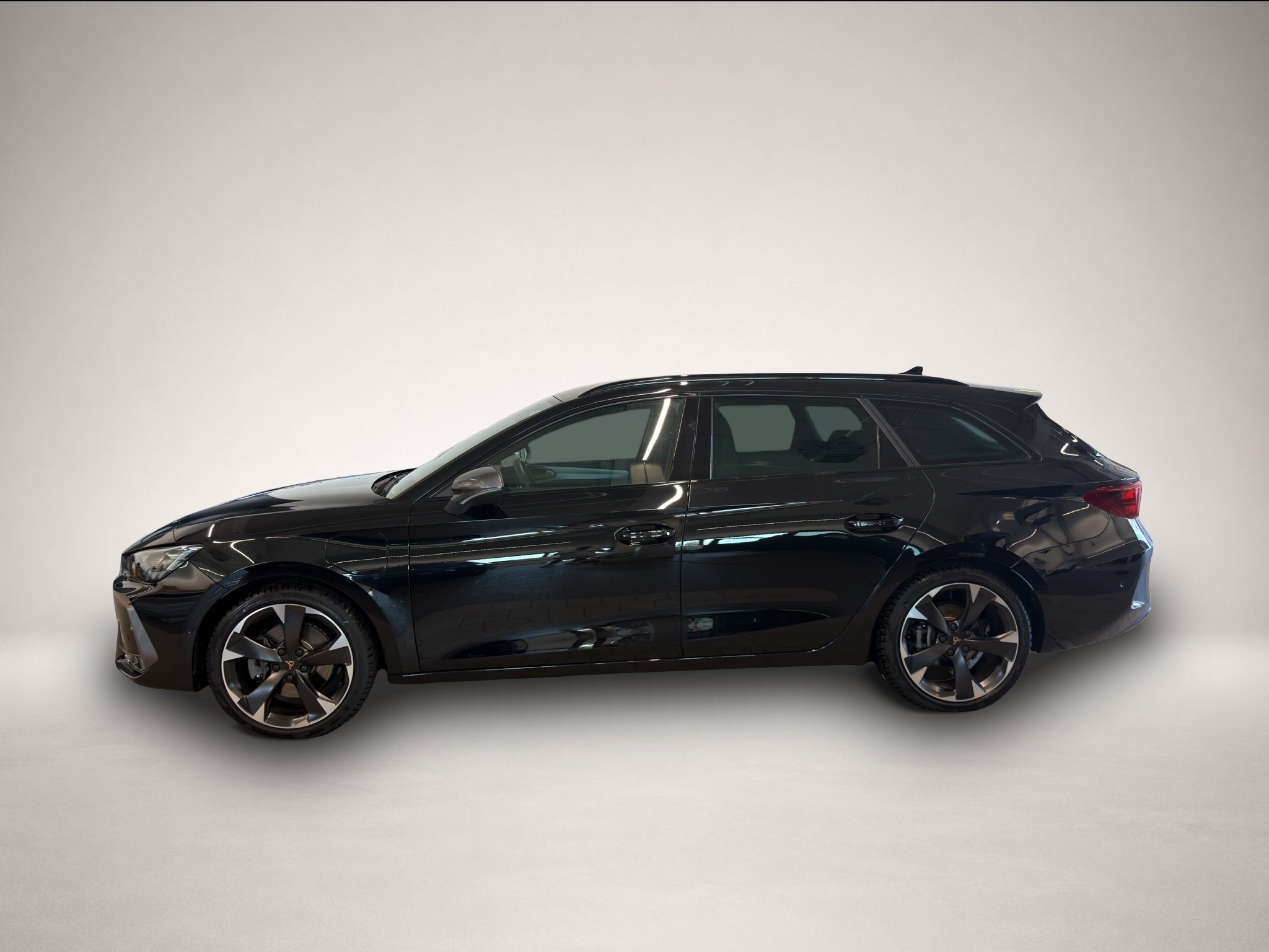 Bild 3 Cupra Leon SP 1.5 e-Hybrid DSG ab 395.- EUR mtl. 1000.
