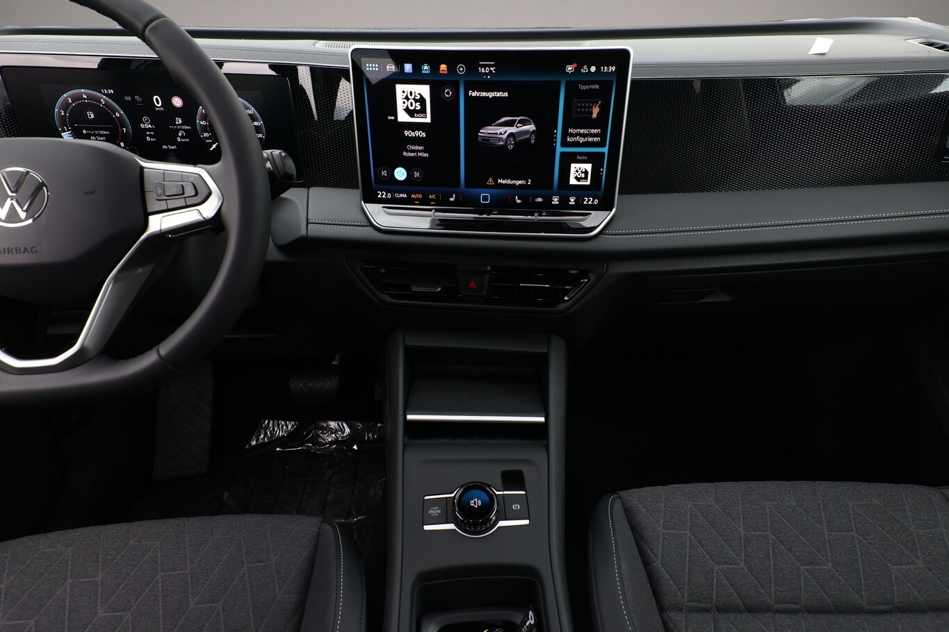 Bild 7 Volkswagen Tiguan DSG LED+ Pano Nav 5JGar IQ.DRIVE 18Z SHZ