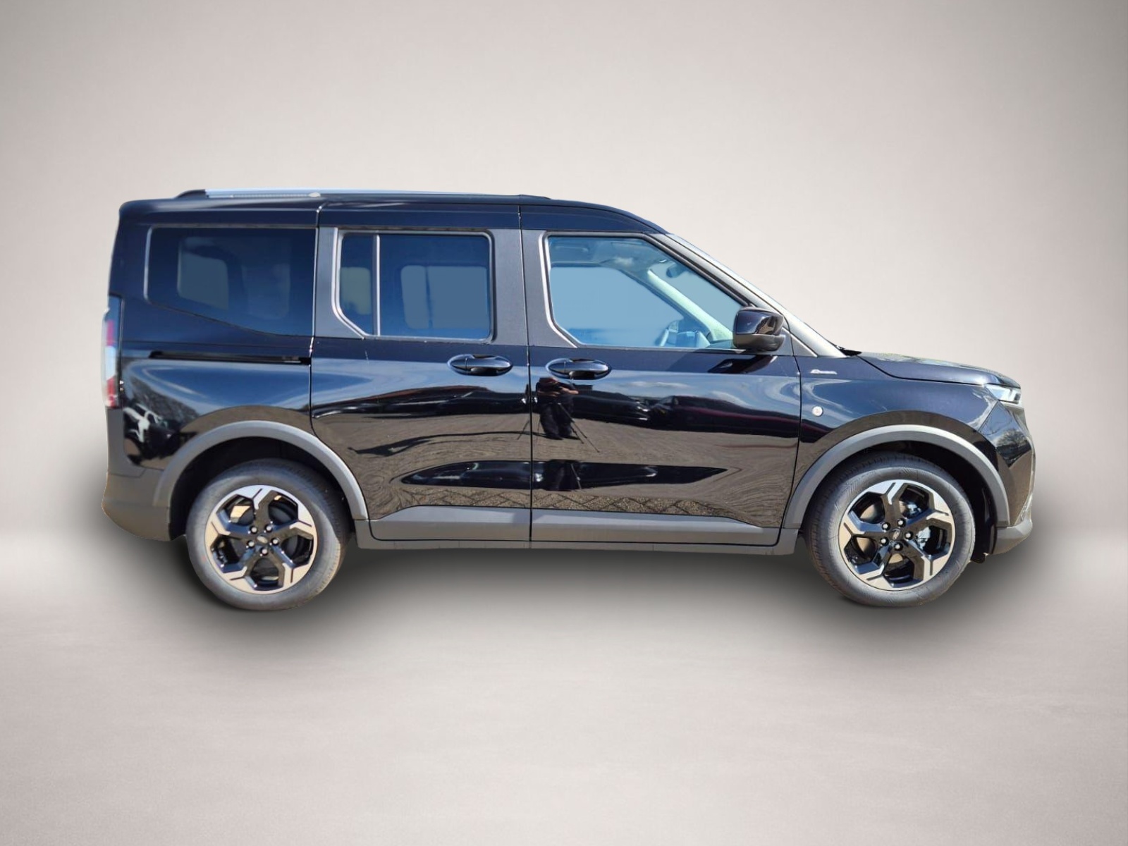Fotografie 5 des Ford Tourneo Courier 1.0 EcoBoost 125PS Active Teil-