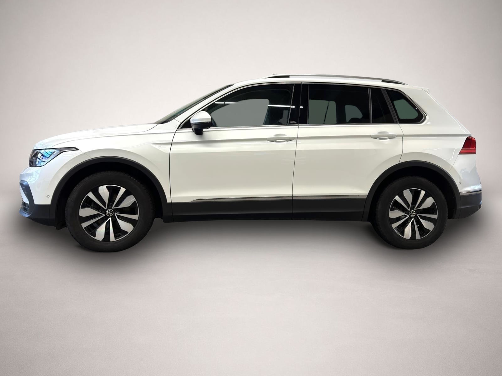 Volkswagen Tiguan Tiguan 2.0 TDI DSG Move AHK KAMERA ACC LED NAVI - Thumbnail 3