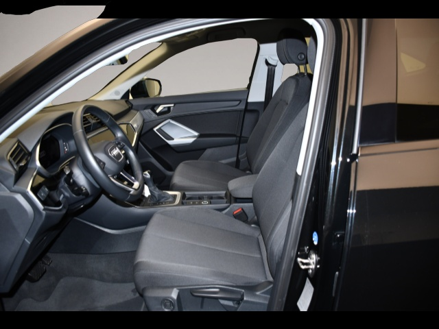 Bild 3 Audi Q3 Sportback 1.5 TFSI S-tronic S line Navi/DSP/B