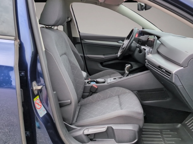 Bild 6 Volkswagen Golf VIII Life 1.5TSI*LED+ Navi R-Kam heizb.Lkr