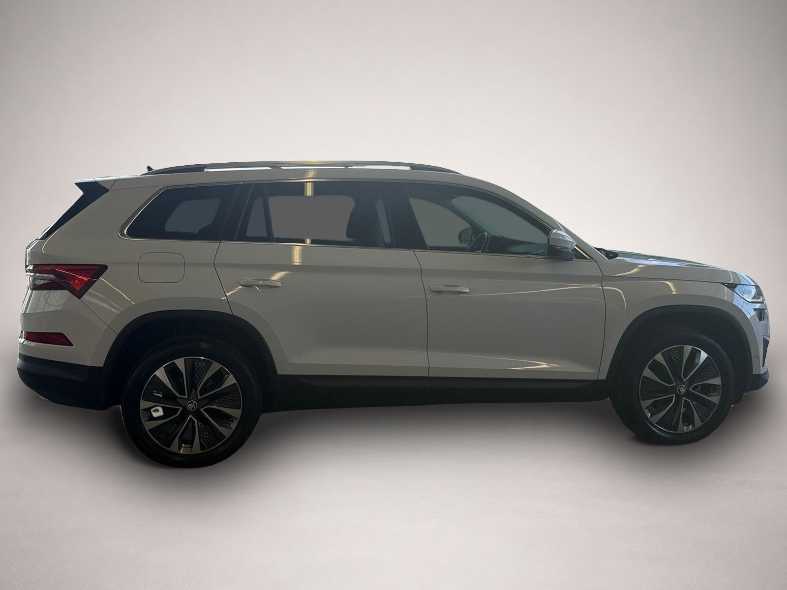 Skoda Kodiaq Kodiaq 1.5 TSI DSG *Kamera*Navi*LED* - Thumbnail 6