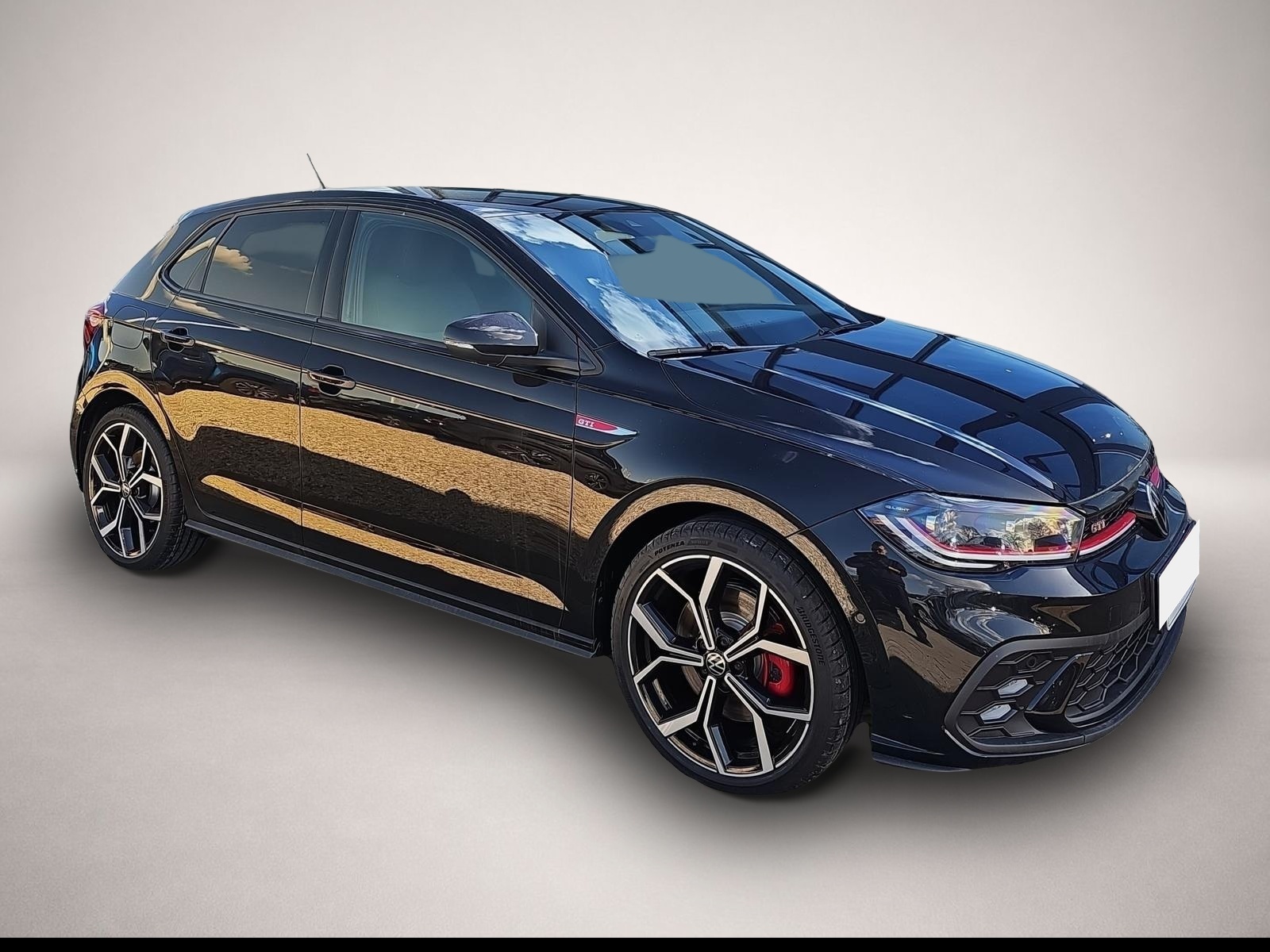 Vehicle image 0