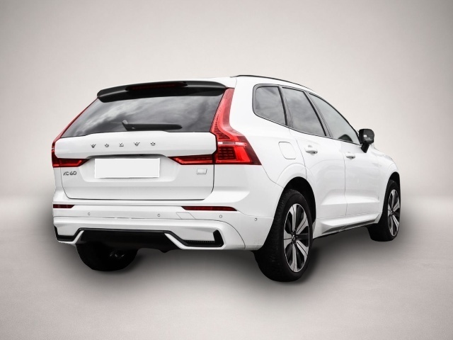 Volvo XC60 XC60 R Design Recharge Plug-In Hybrid AWD T6 Twi - Thumbnail 2