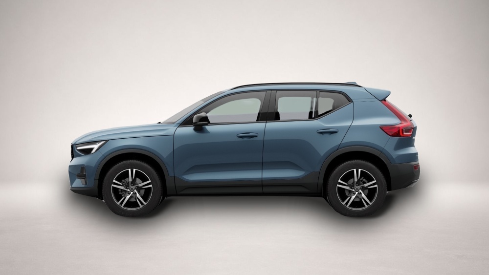 Fotografie 2 des Volvo XC40 B4 Autom. Plus Dark (MJ2027)