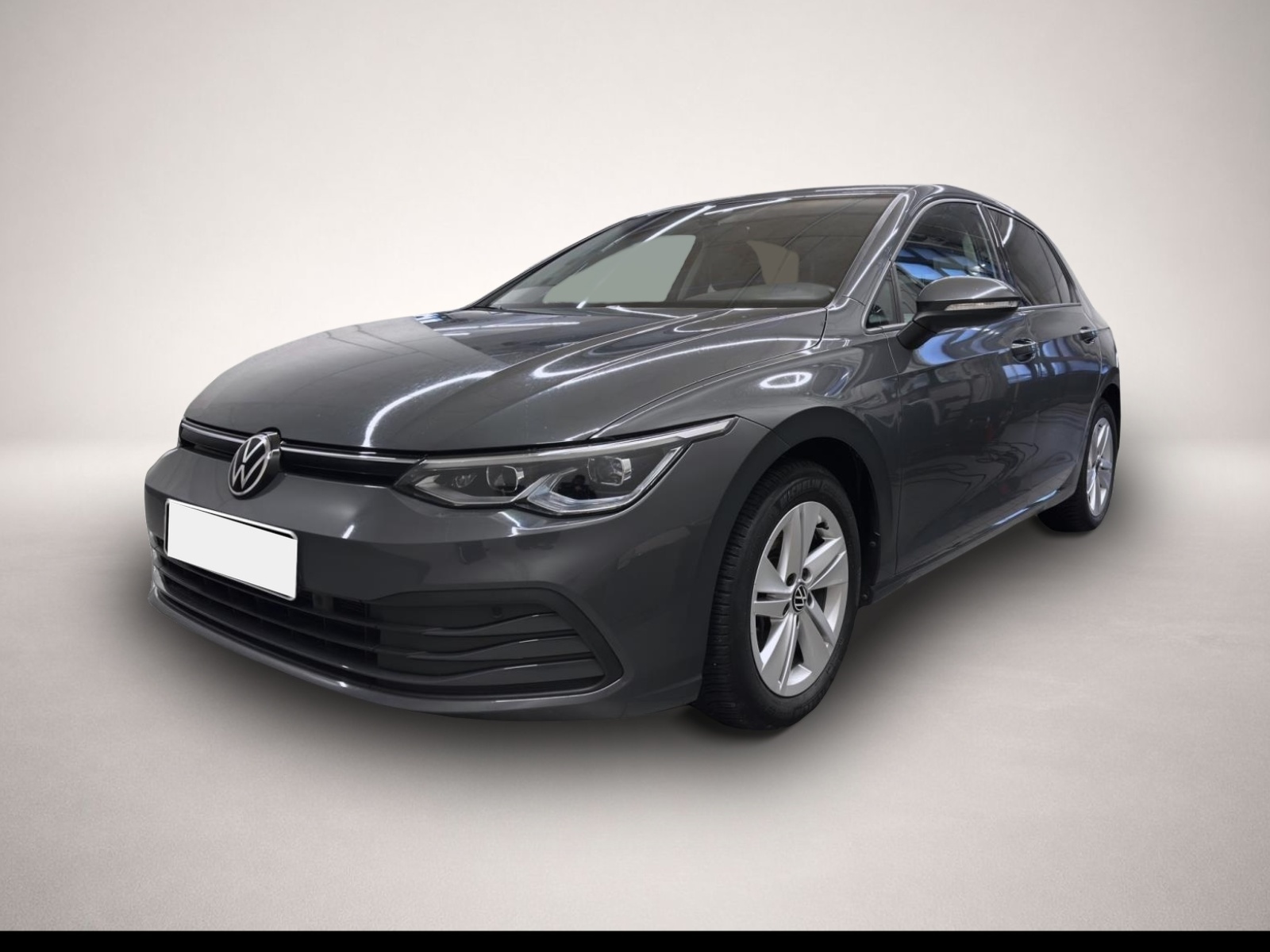 Fotografie 1 des Volkswagen Golf 8 1.5 TSI Life STANDH AHK KAMERA LED