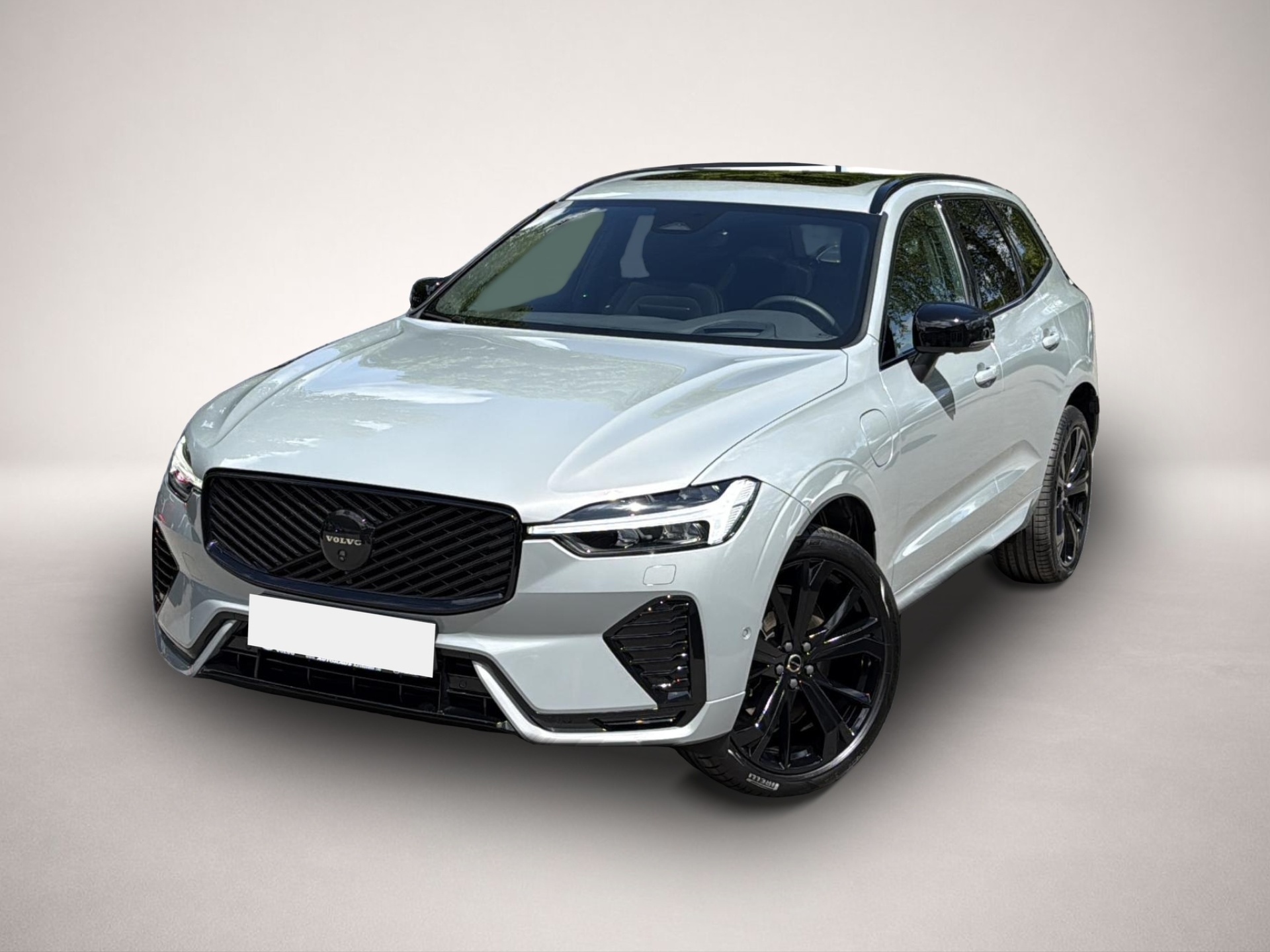Fotografie Volvo XC60 T6 Recharge Plus Black Edition Plug-In-Hybr
