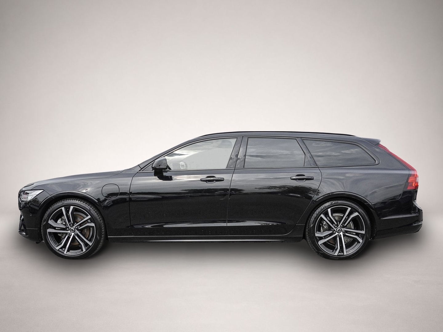 Fotografie 4 des Volvo V90 T8 Twin Engine AWD Ultimate Dark Plug-In Hea