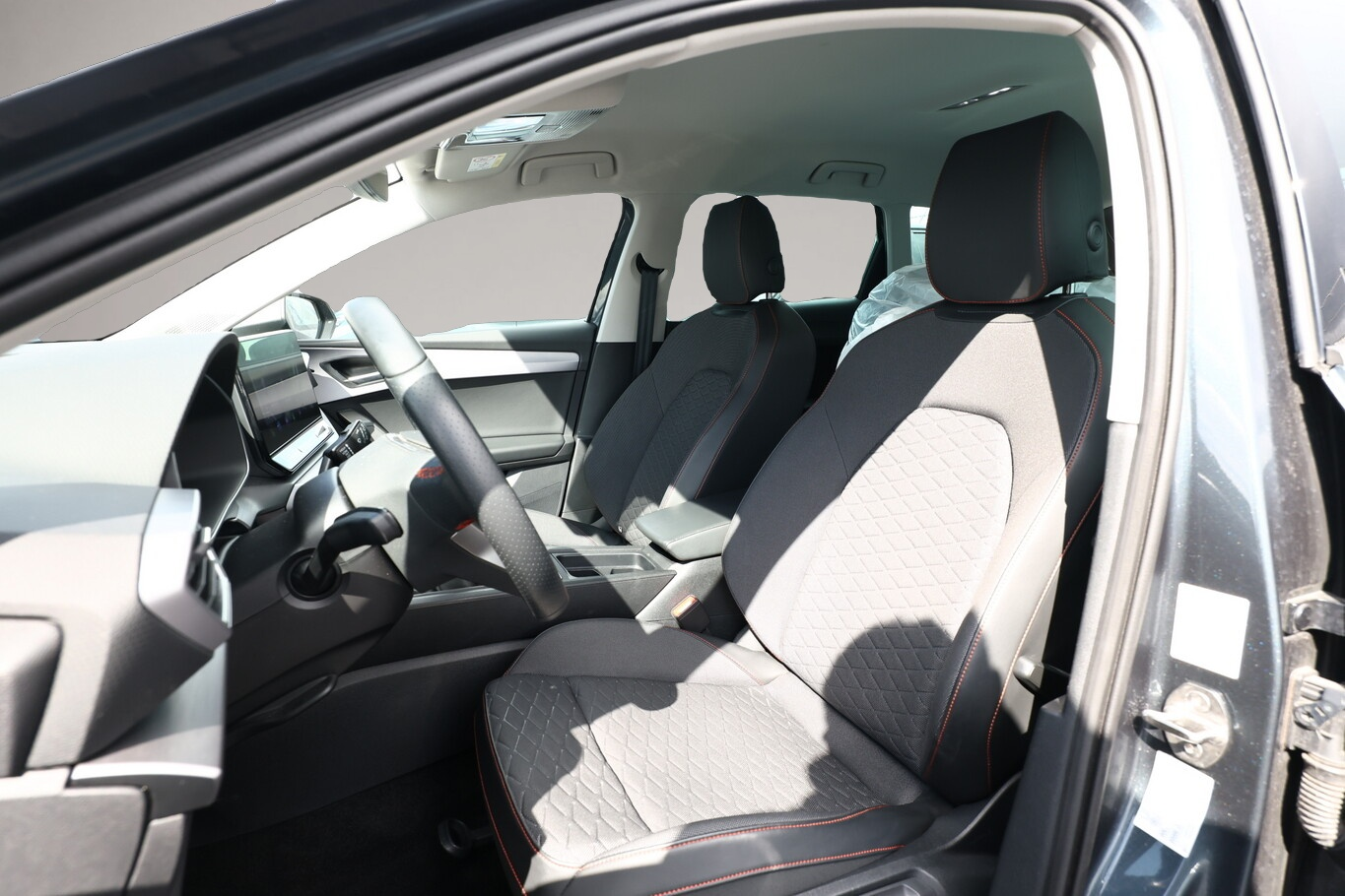 Bild 5 Seat Leon Sportstourer 1.5 TSI 130 FR LED Nav SHZ 18Z